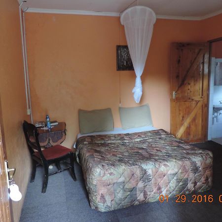 Lions Court Lodge Nanyuki Exterior photo