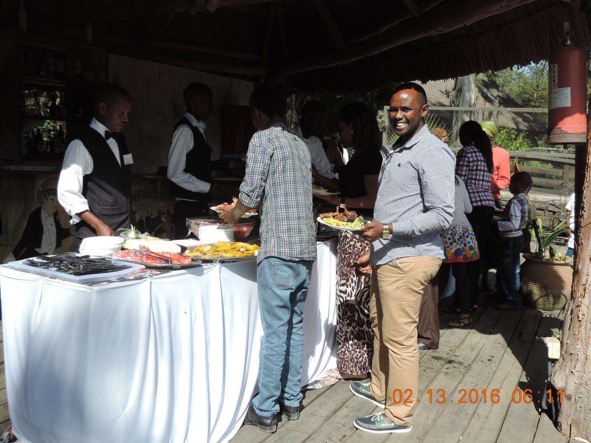 Lions Court Lodge Nanyuki Exterior photo