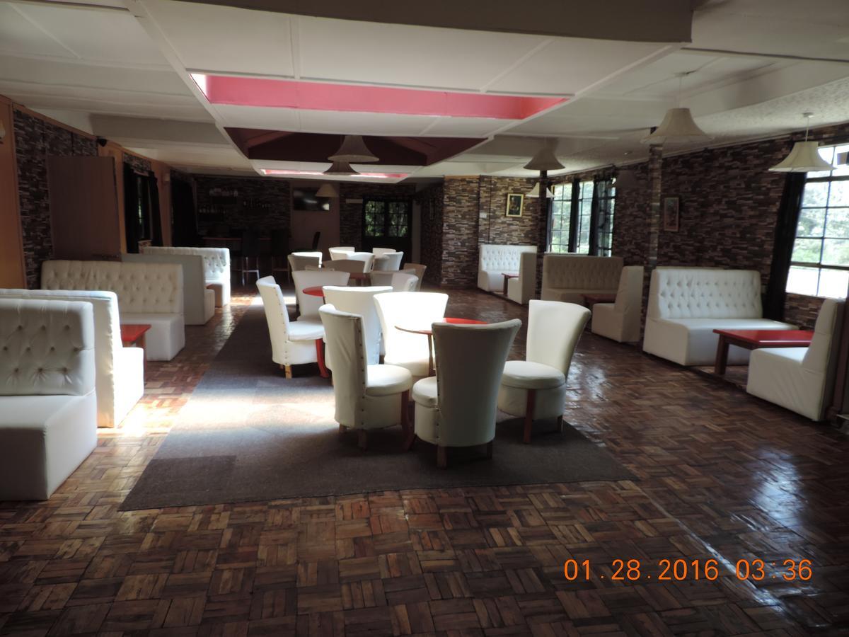 Lions Court Lodge Nanyuki Exterior photo
